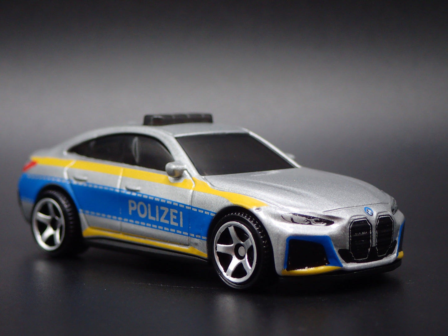2022-2025 BMW i4 POLICE SEDAN POLIZEI POLICE CAR 1/64 SCALE DIECAST MODEL CAR