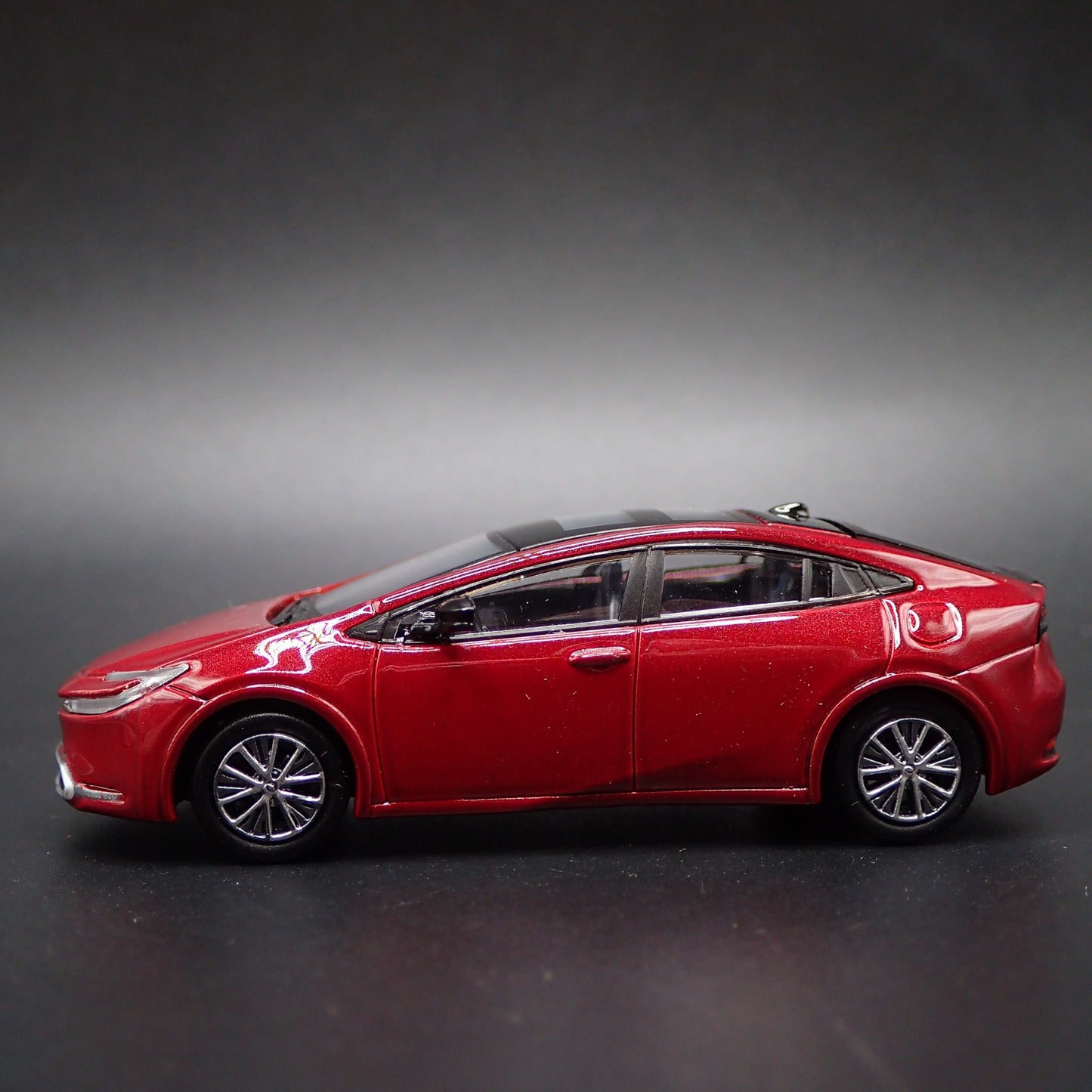 2023-2025 TOYOTA PRIUS RED RARE 1/64 SCALE COLLECTIBLE DIORAMA DIECAST MODEL CAR