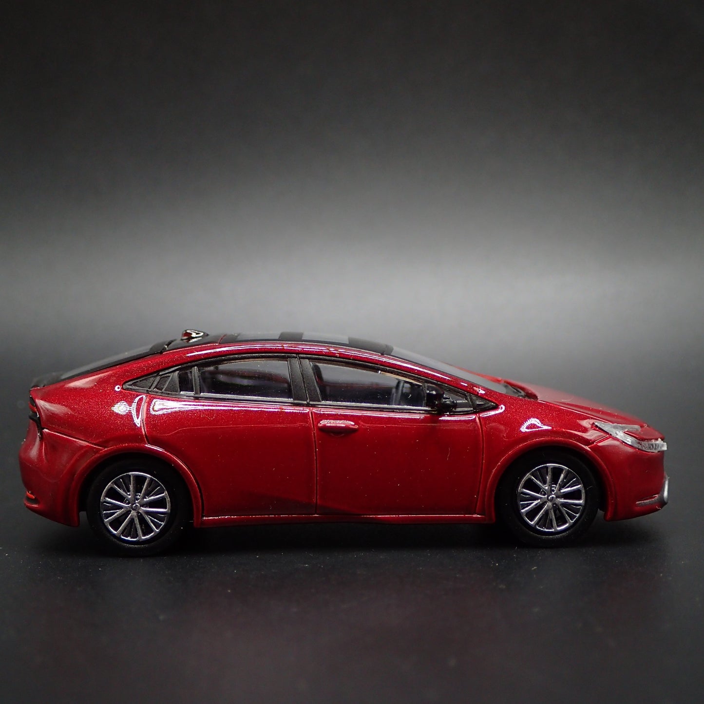 2023-2025 TOYOTA PRIUS RED RARE 1/64 SCALE COLLECTIBLE DIORAMA DIECAST MODEL CAR