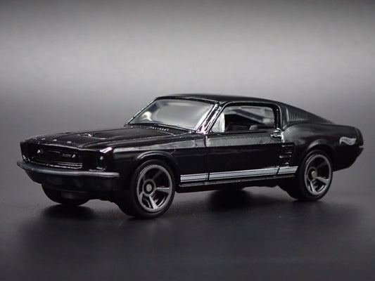 1967 67 FORD MUSTANG FASTBACK BLACK 1:64 SCALE COLLECTIBLE DIECAST MODEL CAR