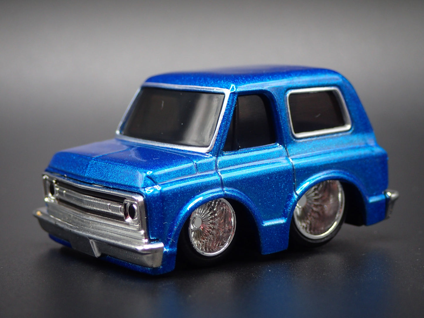 1969 69 CHEVY CHEVROLET K5 BLAZER CAR TUNED BLUE 1/64 SCALE DIECAST MODEL CAR