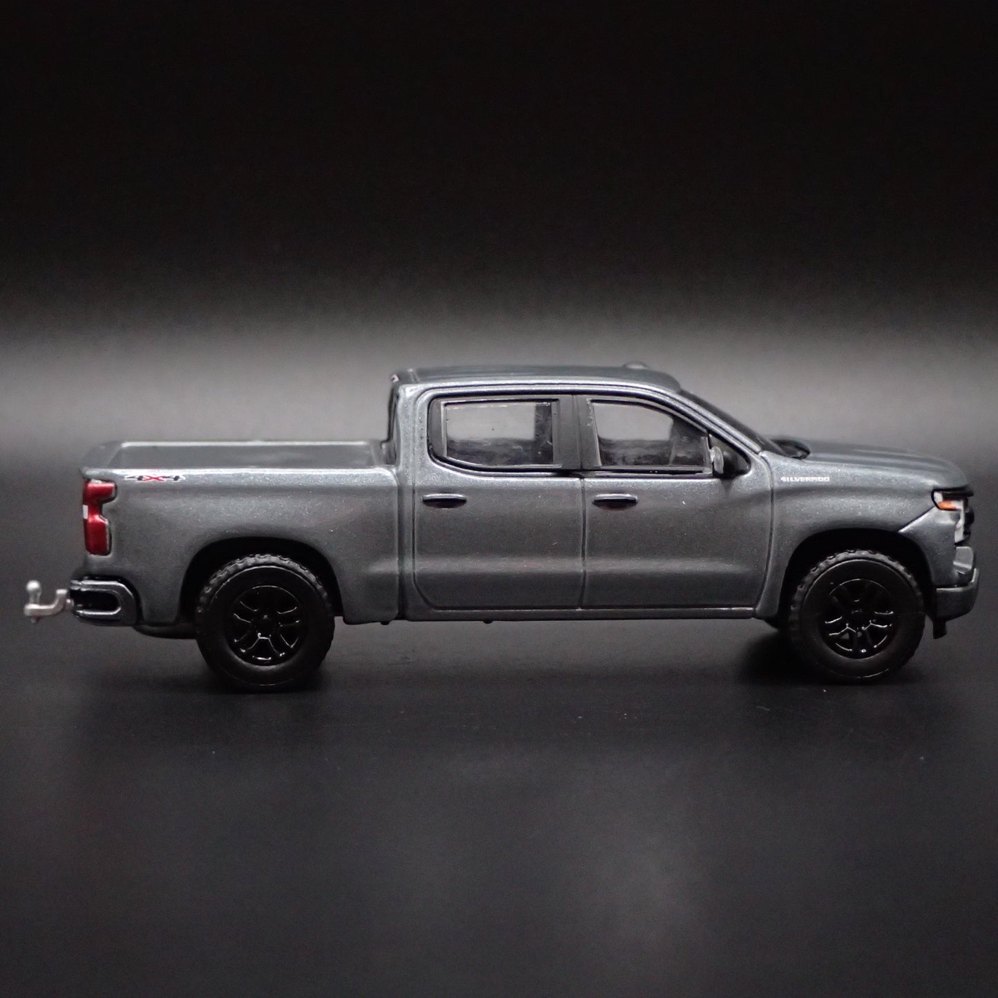 2019- 2024 CHEVY CHEVROLET SILVERADO 1500 TRUCK  1/64 SCALE DIECAST MODEL CAR