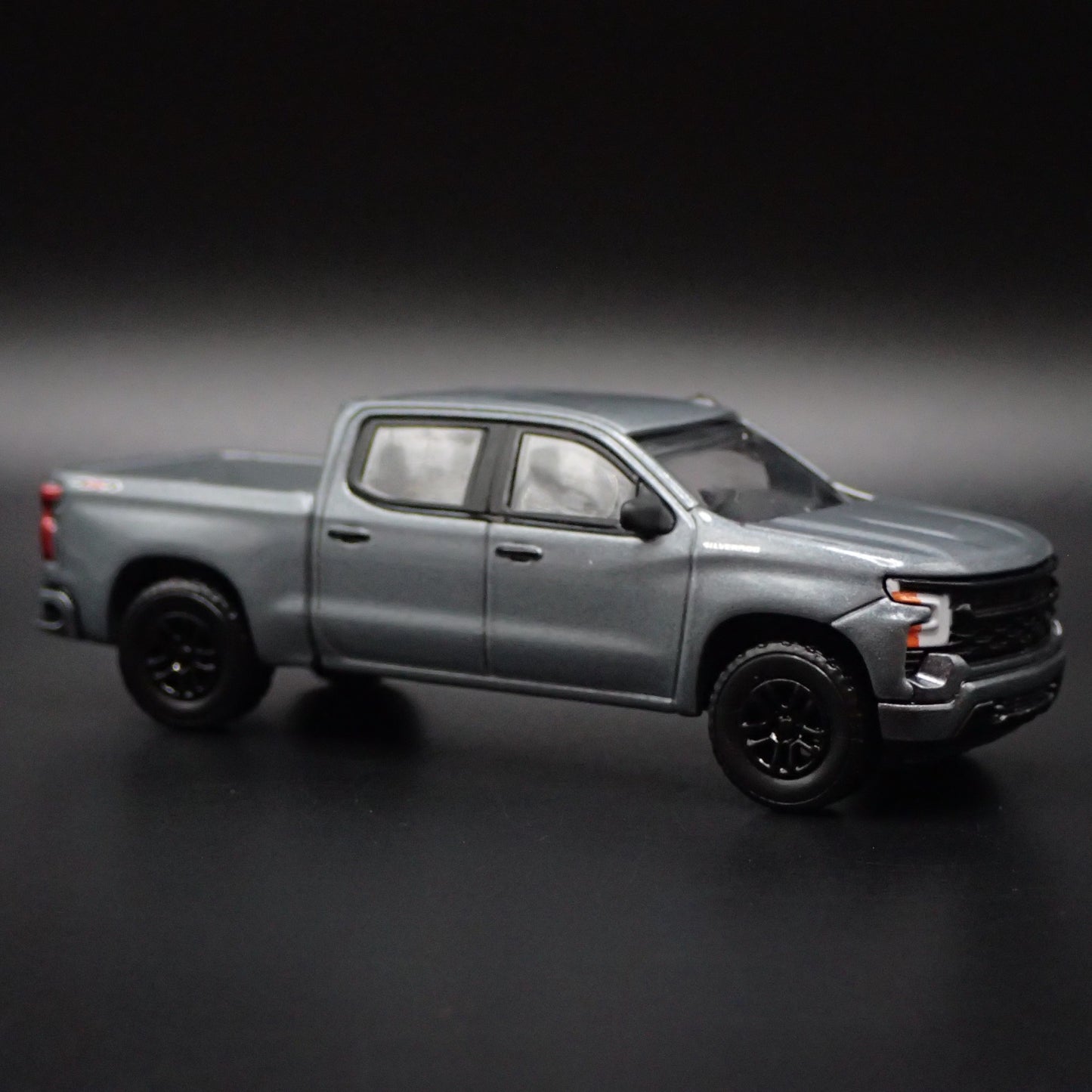 2019- 2024 CHEVY CHEVROLET SILVERADO 1500 TRUCK  1/64 SCALE DIECAST MODEL CAR