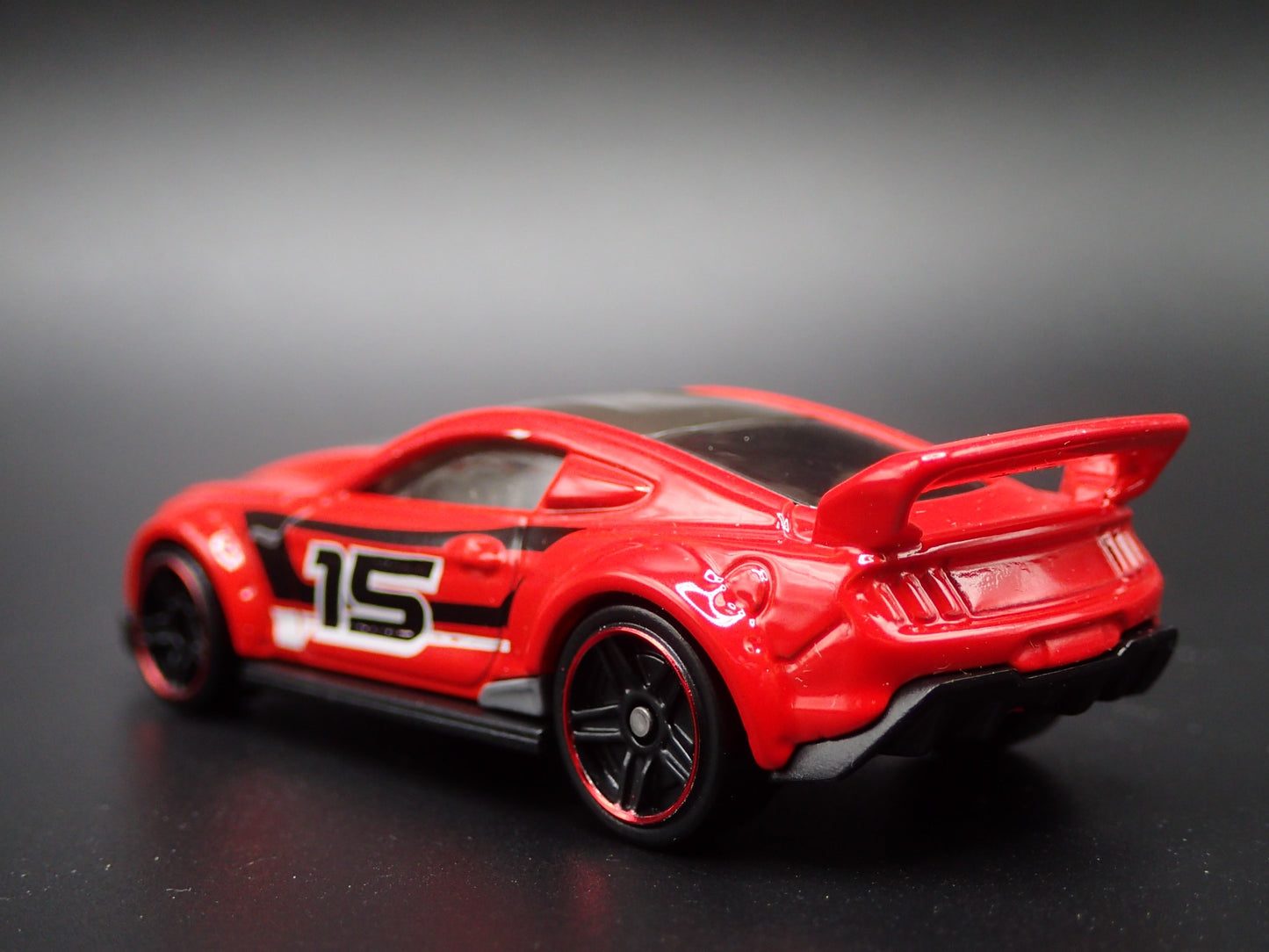 2015-2023 FORD MUSTANG RTR SPEC 5 DRIFT CAR 1/64 SCALE DIORAMA DIECAST MODEL CAR