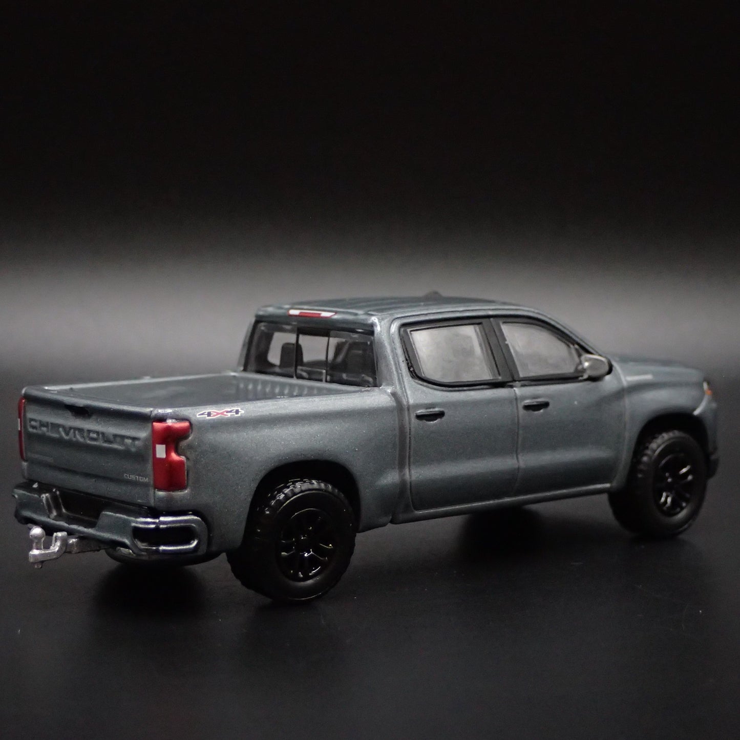 2019- 2024 CHEVY CHEVROLET SILVERADO 1500 TRUCK  1/64 SCALE DIECAST MODEL CAR
