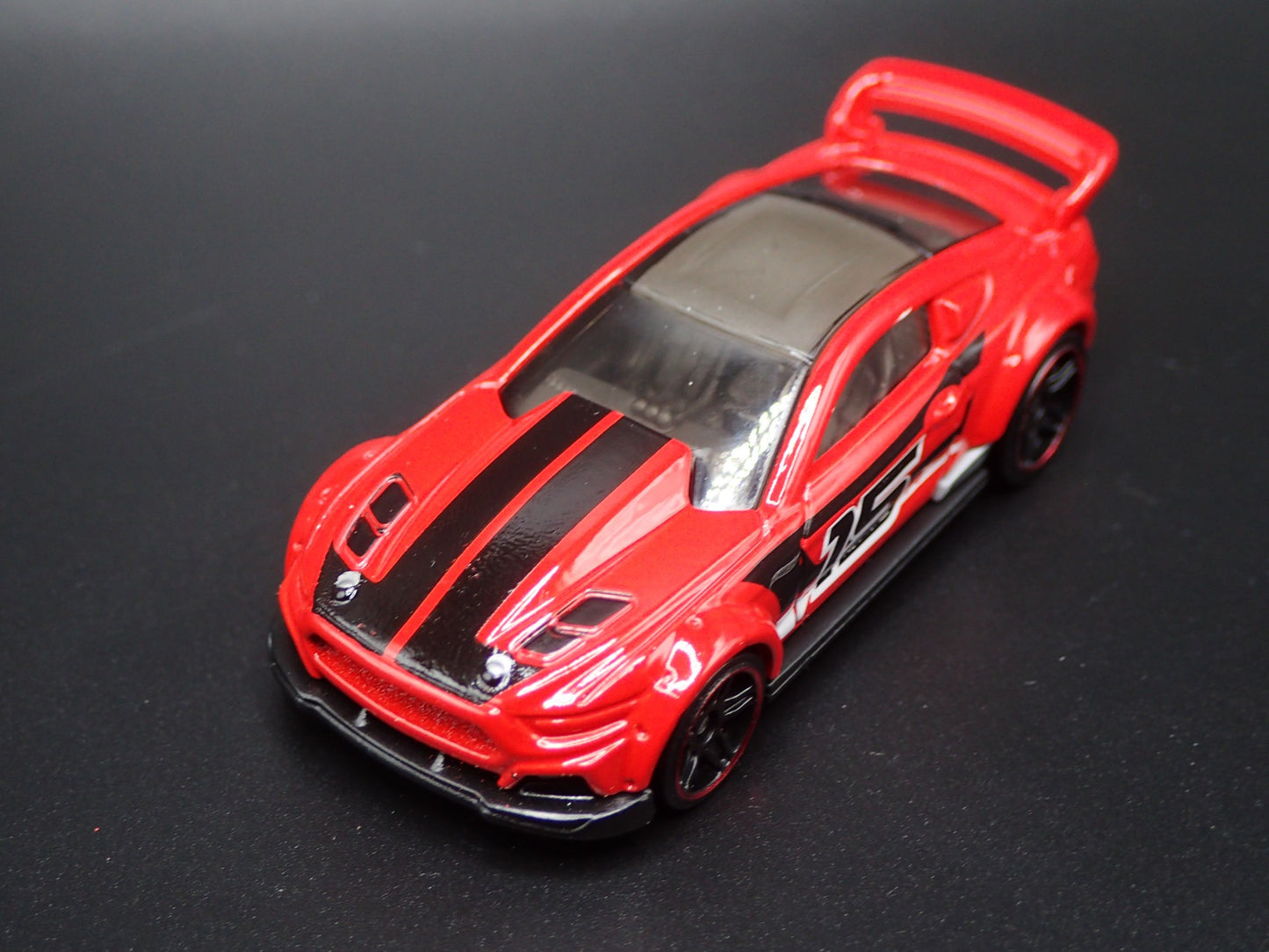 2015-2023 FORD MUSTANG RTR SPEC 5 DRIFT CAR 1/64 SCALE DIORAMA DIECAST MODEL CAR