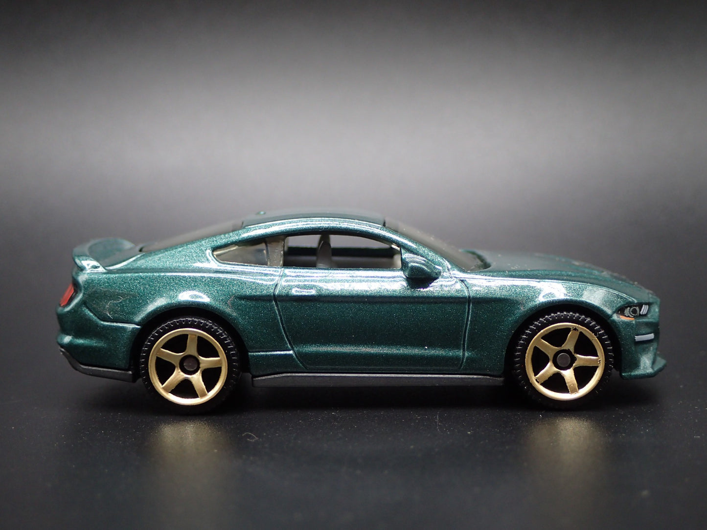 2015-2023 FORD MUSTANG COUPE GREEN 1/64 SCALE COLLECTIBLE DIECAST MODEL CAR