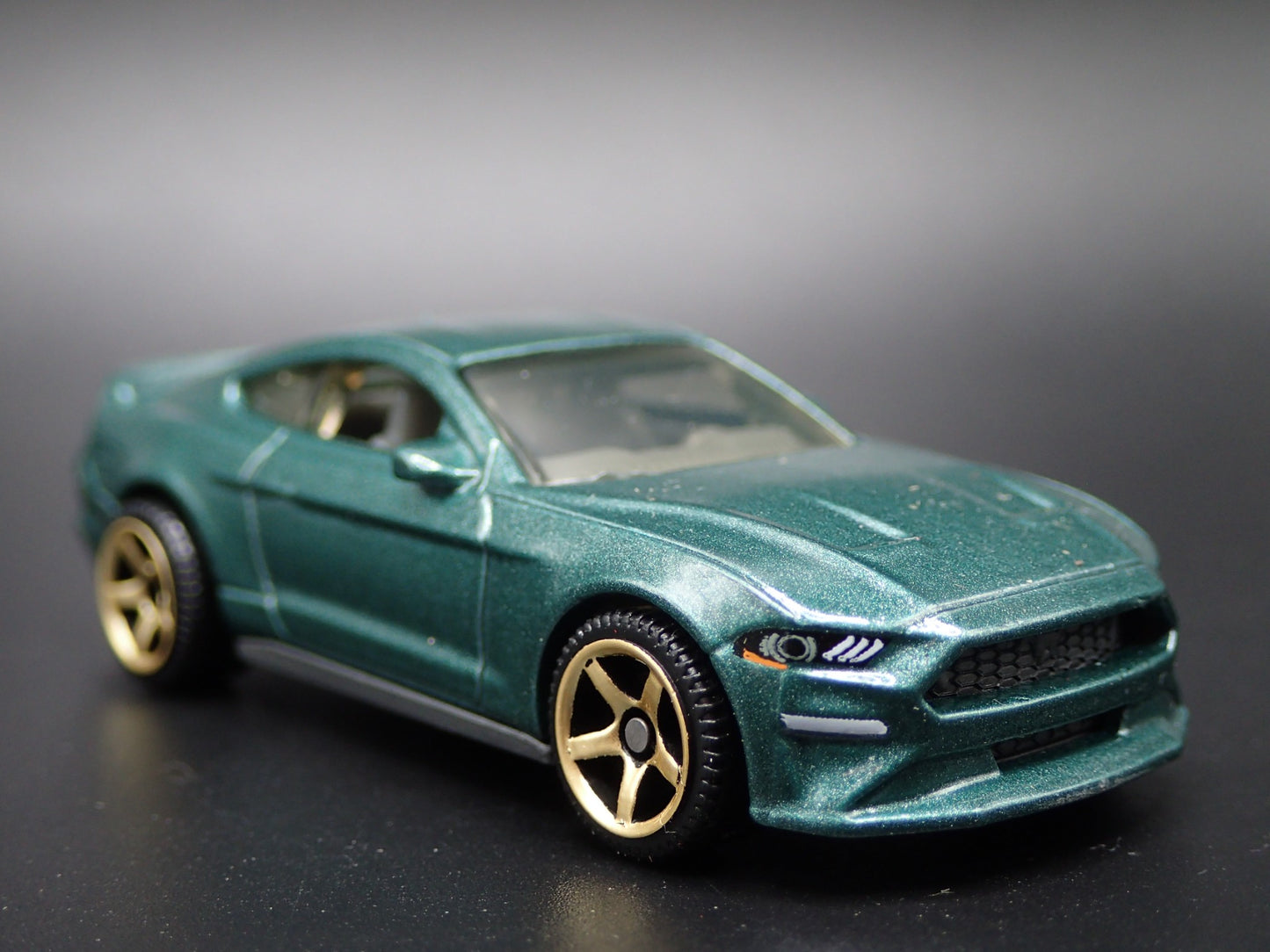 2015-2023 FORD MUSTANG COUPE GREEN 1/64 SCALE COLLECTIBLE DIECAST MODEL CAR