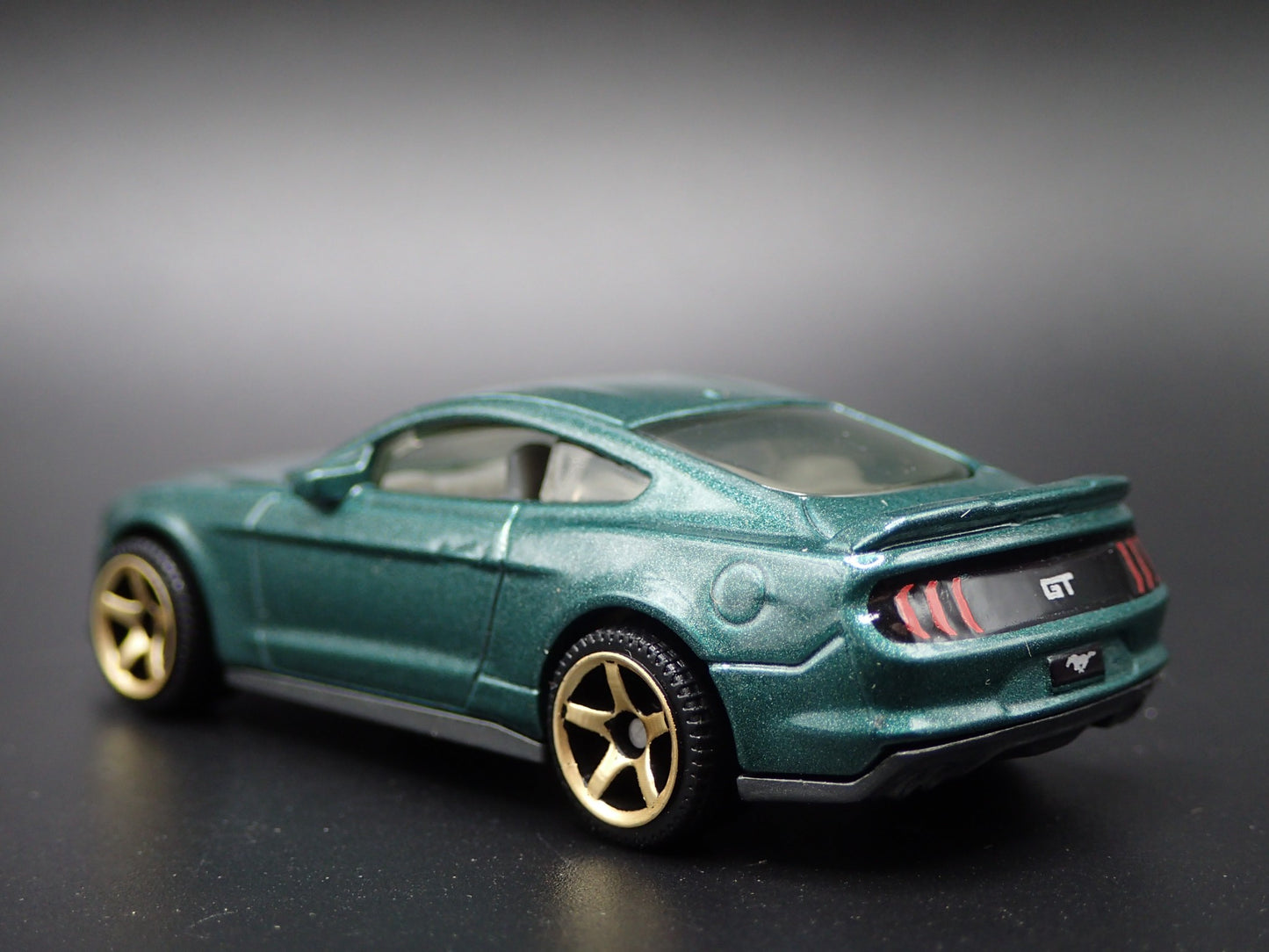 2015-2023 FORD MUSTANG COUPE GREEN 1/64 SCALE COLLECTIBLE DIECAST MODEL CAR
