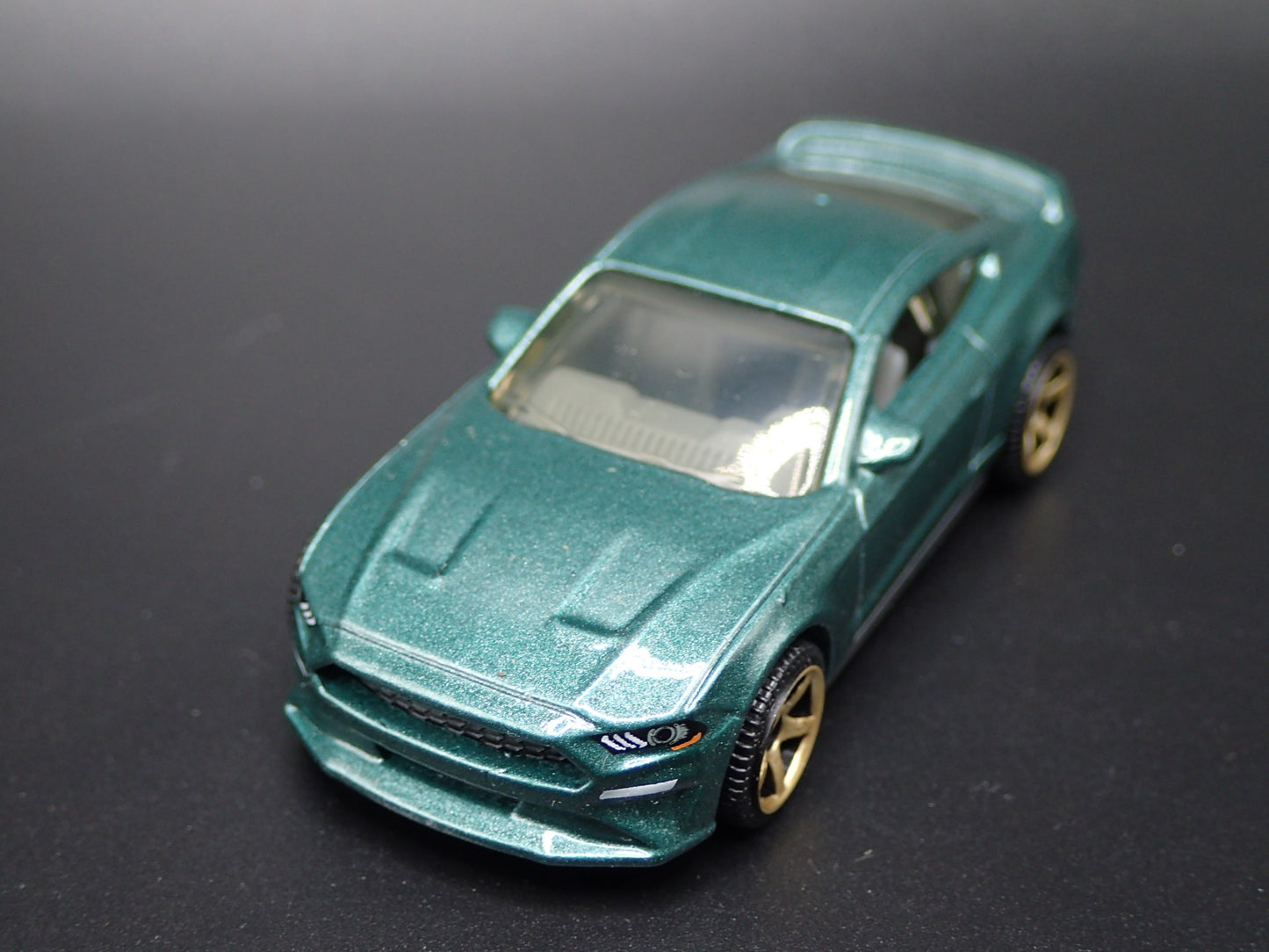 2015-2023 FORD MUSTANG COUPE GREEN 1/64 SCALE COLLECTIBLE DIECAST MODEL CAR