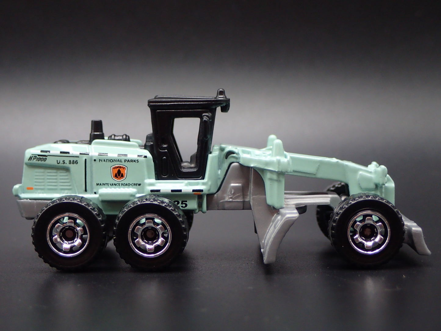 MOTOR GRADER CONSTRUCTION NATIONAL PARK RANGER 1:64 MB SCALE DIECAST MODEL CAR