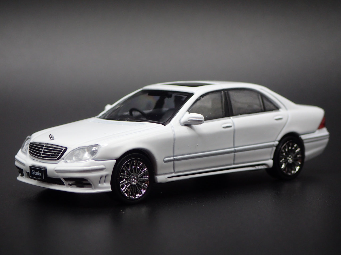 1998-2005 MERCEDES BENZ S CLASS WHITE 1:64 SCALE COLLECTIBLE DIECAST MODEL CAR