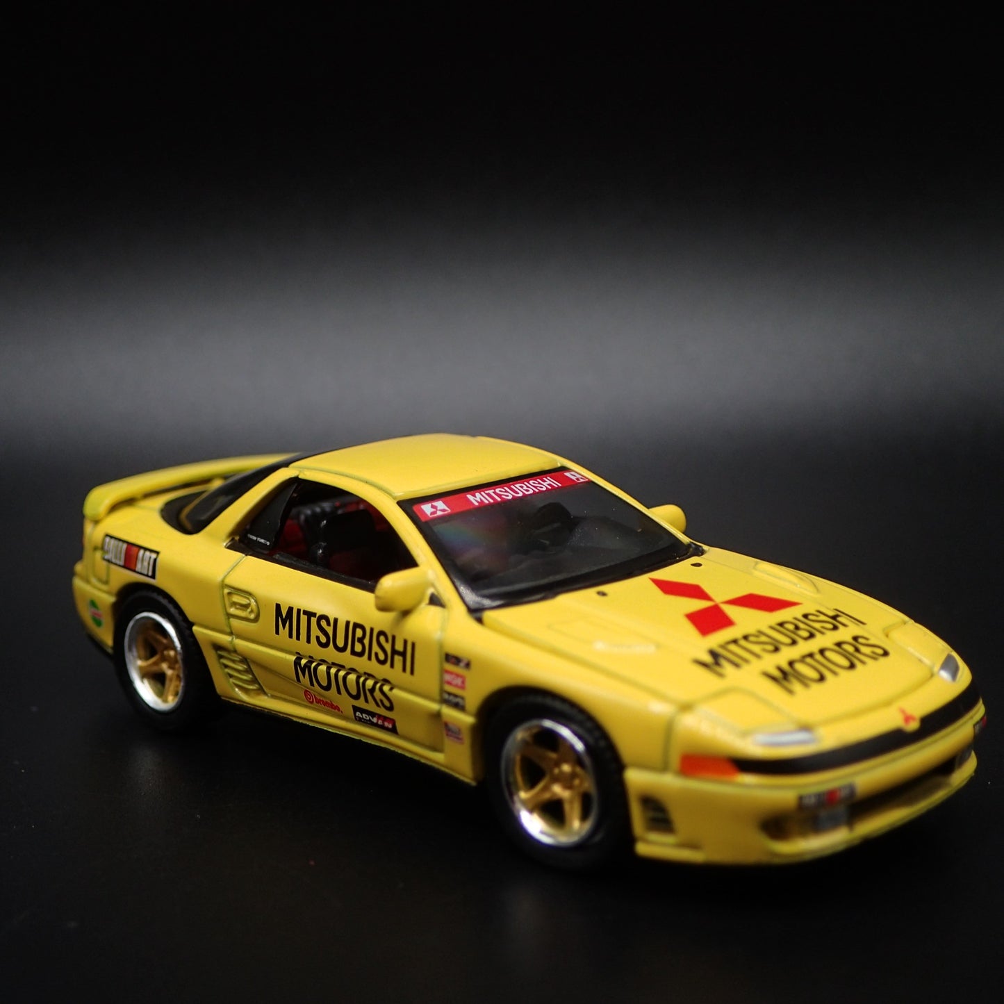 1990-2000 MITSUBISHI 3000GT VR4 1:64 SCALE COLLECTIBLE DIORAMA DIECAST MODEL CAR