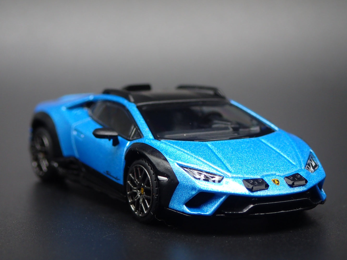 2023-2024 LAMBORGHINI HURACAN STERRATO SUPER CAR 1:64 SCALE DIECAST MODEL CAR