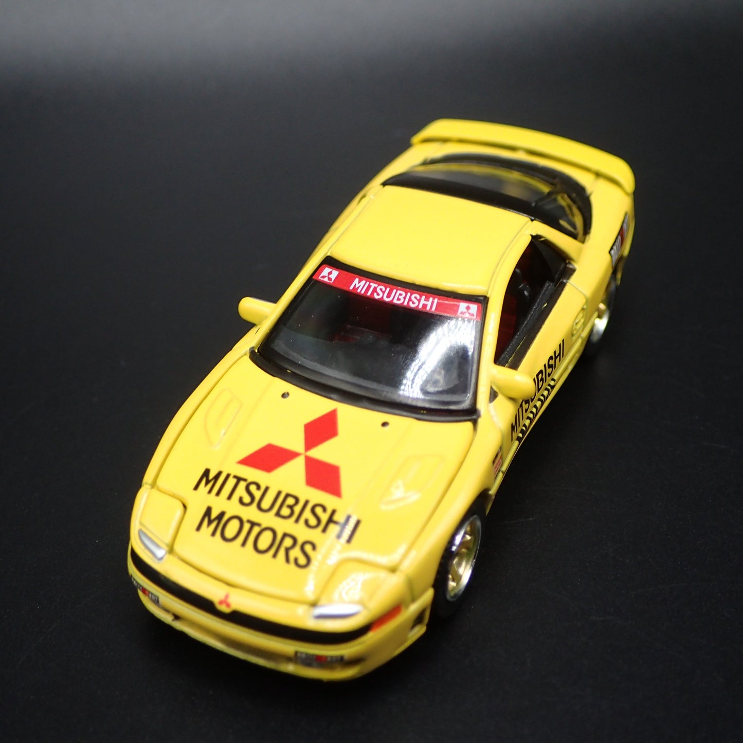 1990-2000 MITSUBISHI 3000GT VR4 1:64 SCALE COLLECTIBLE DIORAMA DIECAST MODEL CAR