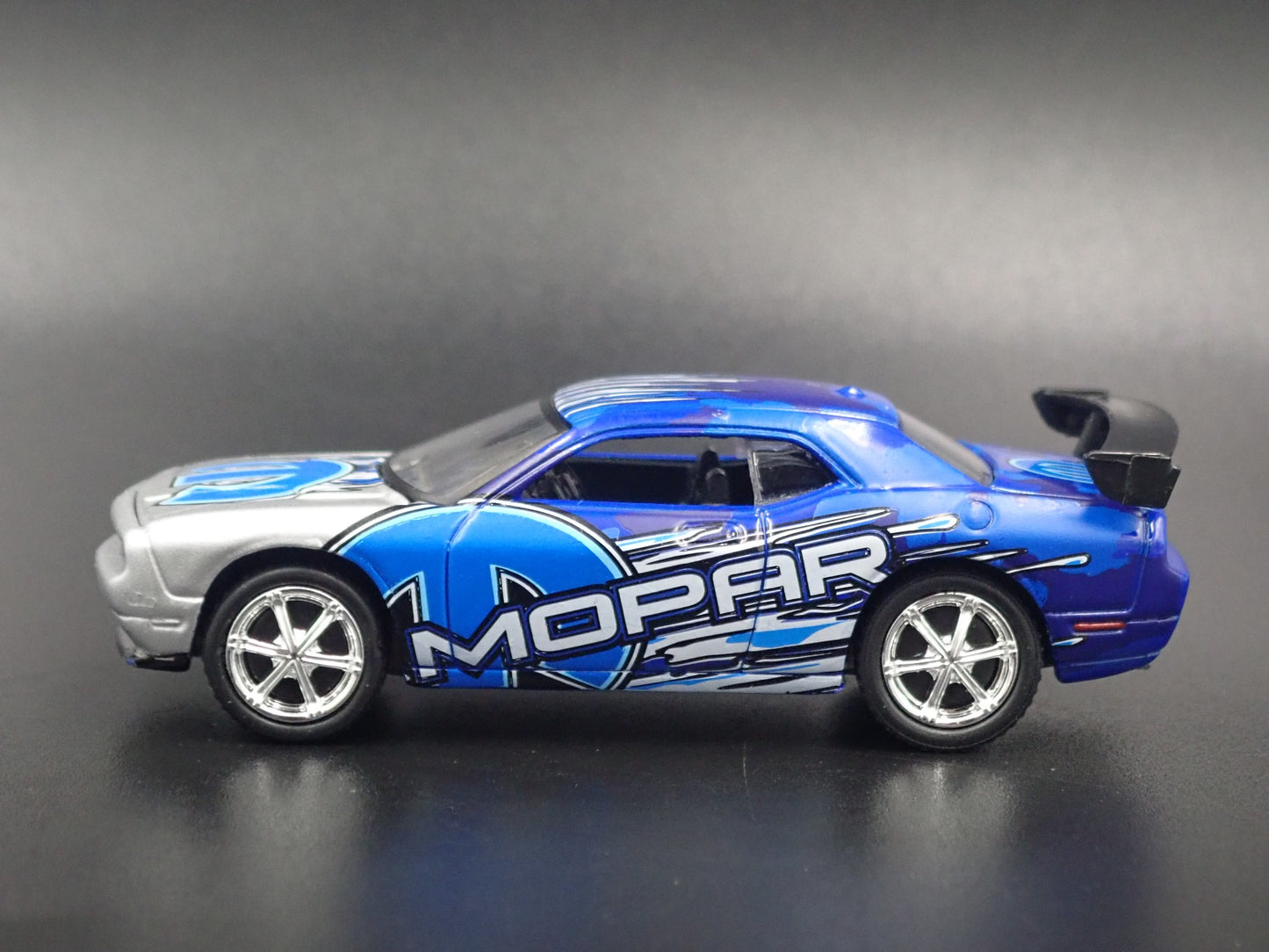 2008-2014 DODGE CHALLENGER R/T RARE 1:64 SCALE COLLECTIBLE DIECAST MODEL CAR