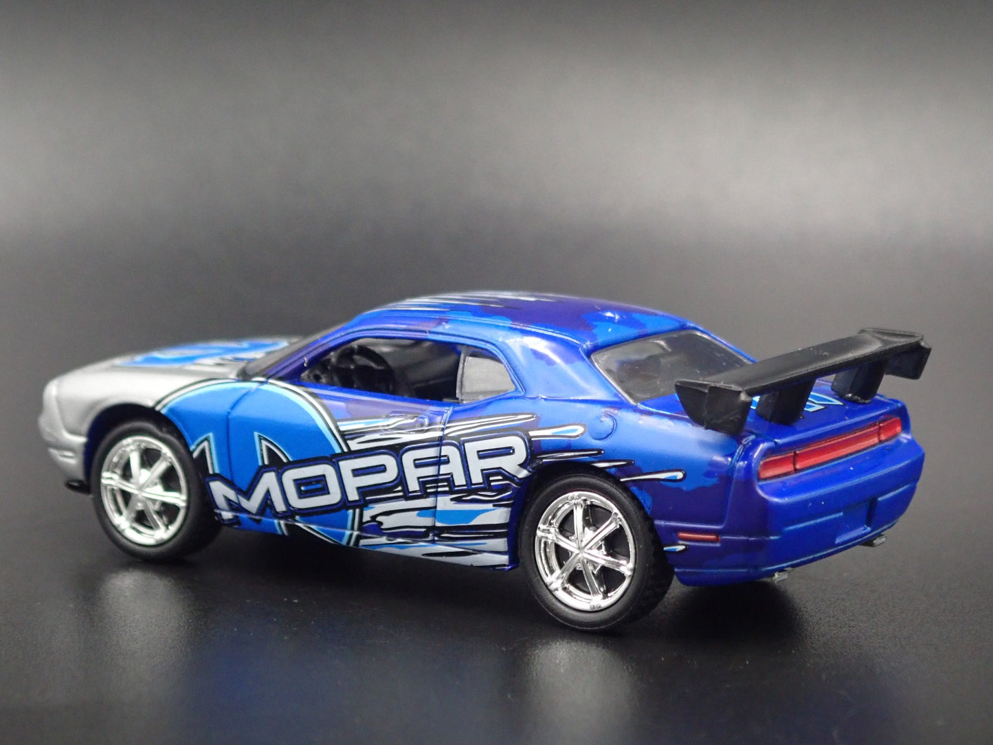 2008-2014 DODGE CHALLENGER R/T RARE 1:64 SCALE COLLECTIBLE DIECAST MODEL CAR