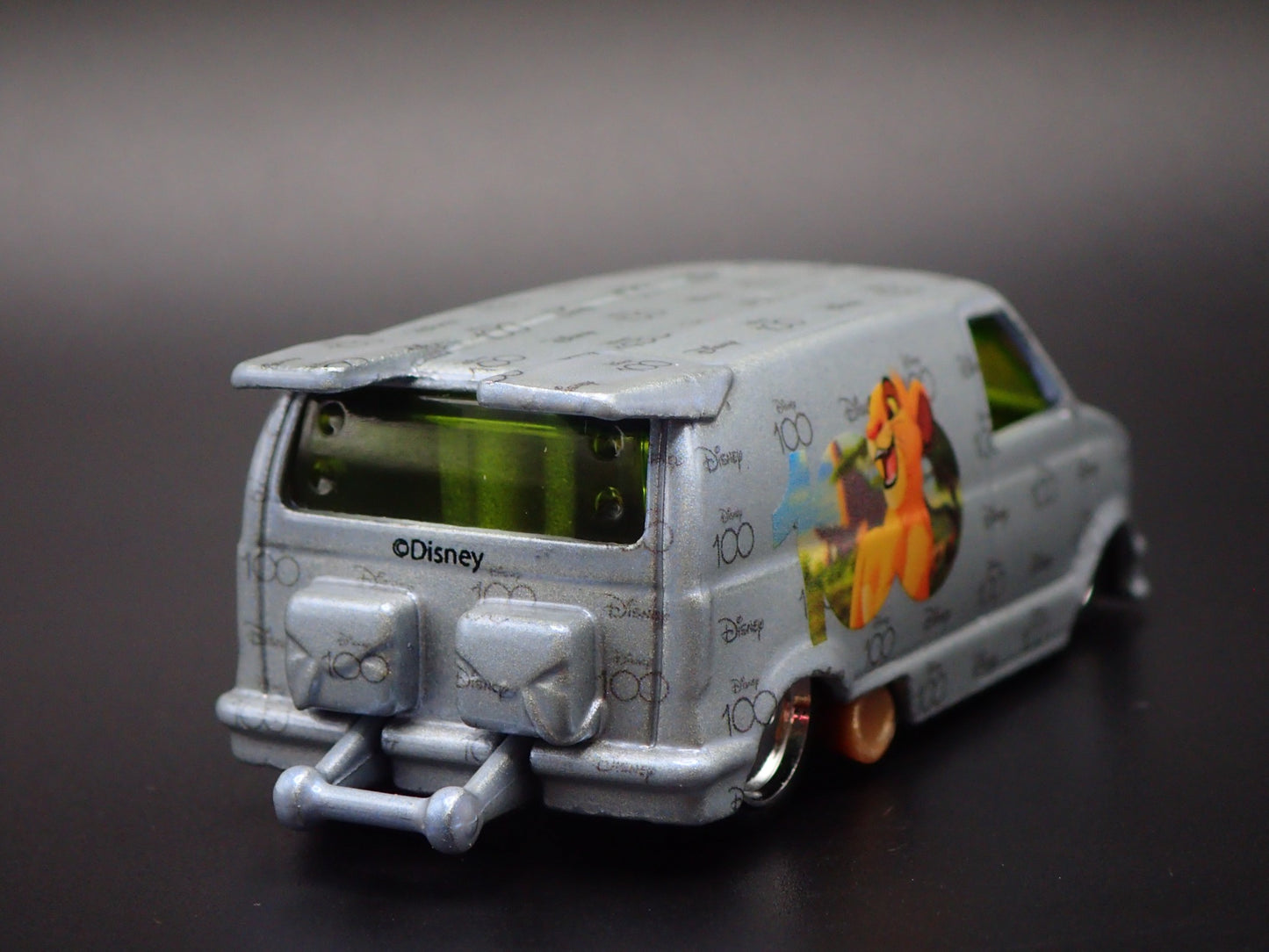 1985 85 CHEVY CHEVROLET ASTRO VAN HOT WHEELS SIMBA 1:64 SCALE DIECAST MODEL CAR