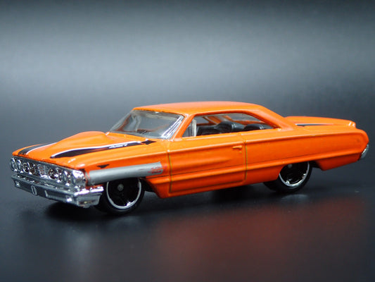 1964 64 FORD GALAXIE 500 ORANGE 1:64 SCALE COLLECTIBLE DIORAMA DIECAST MODEL CAR