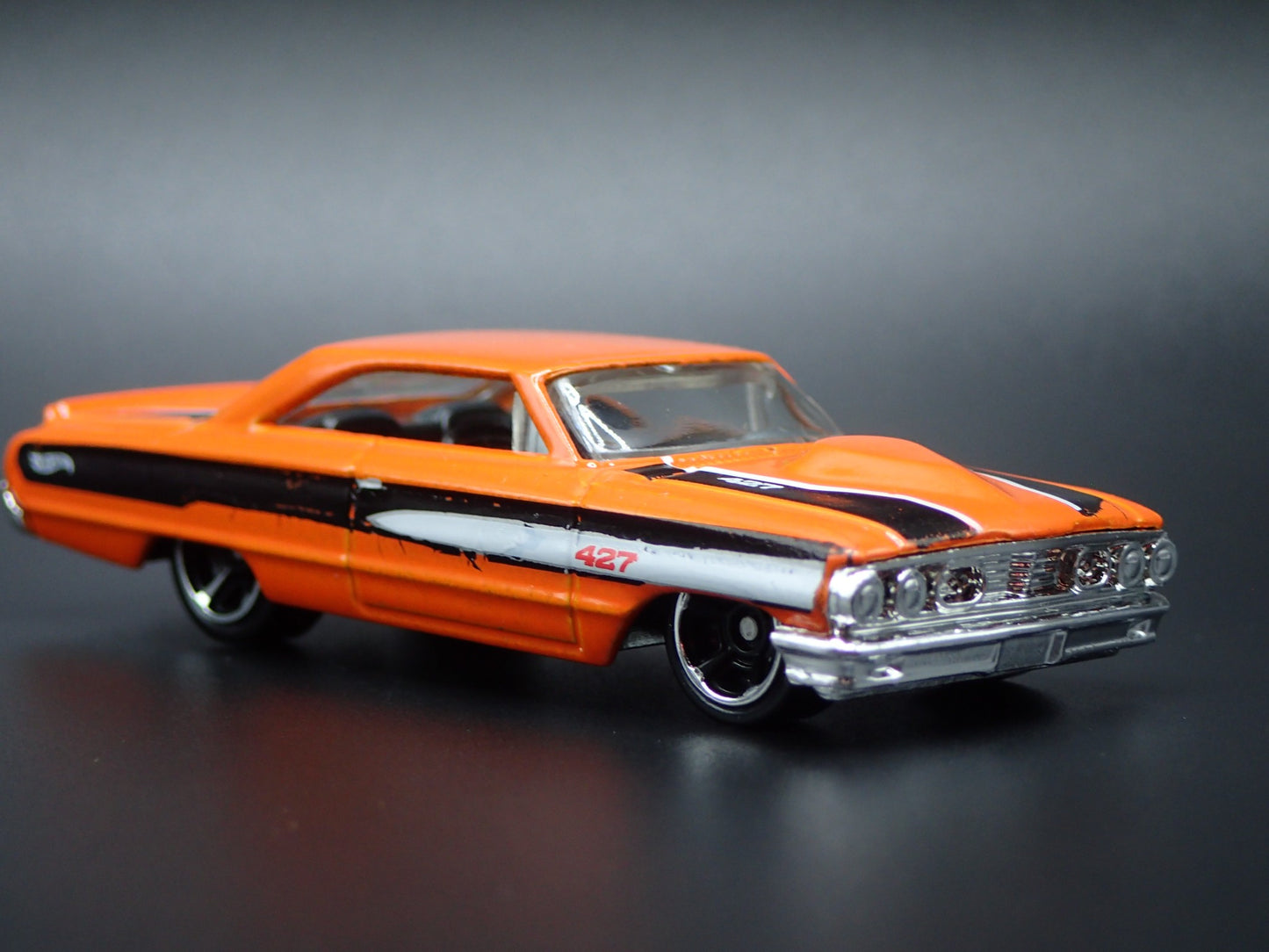 1964 64 FORD GALAXIE 500 ORANGE 1:64 SCALE COLLECTIBLE DIORAMA DIECAST MODEL CAR