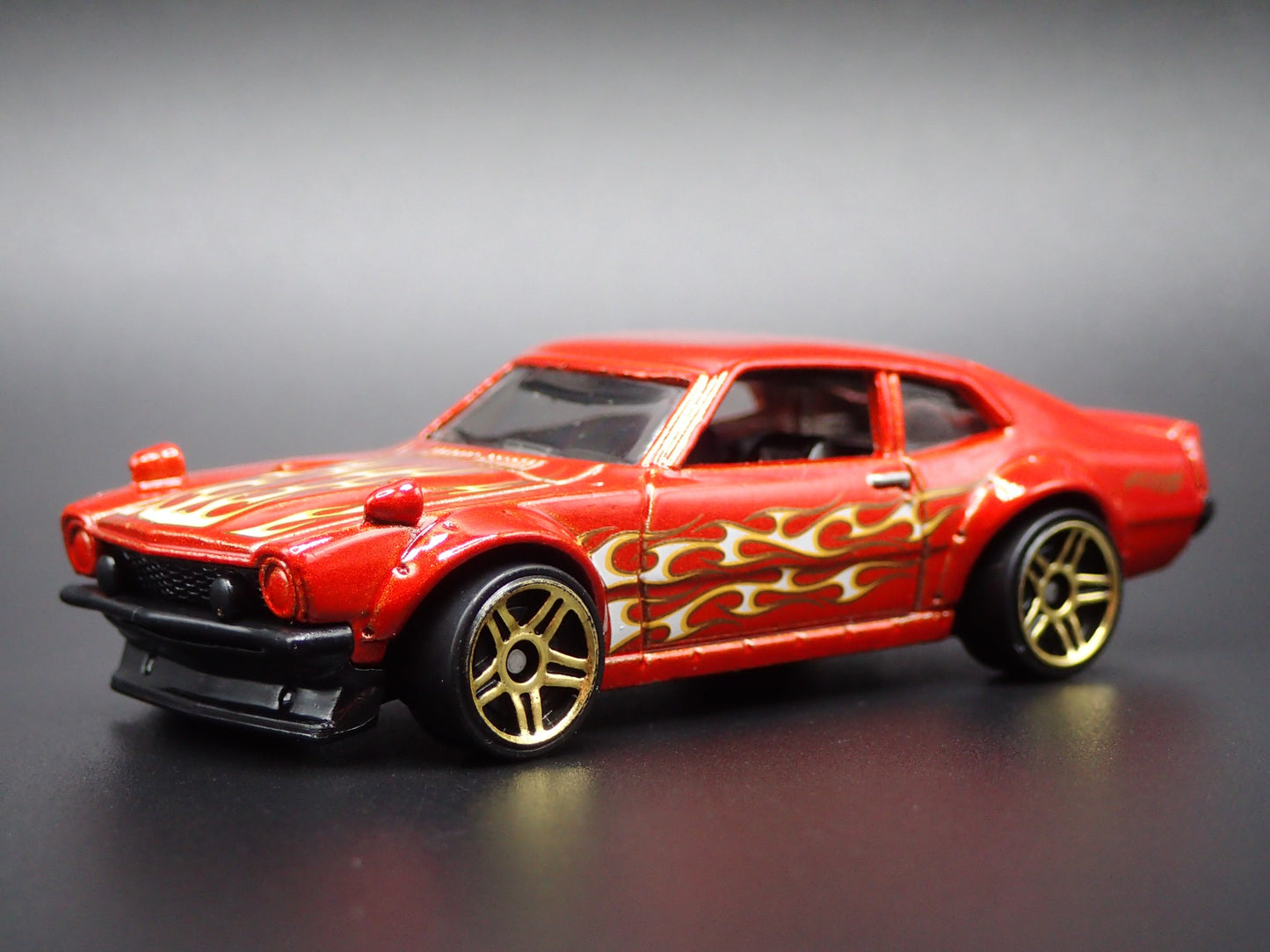 1972 72 FORD MAVERICK CUSTOM 1:64 SCALE COLLECTIBLE DIORAMA DIECAST MODEL CAR