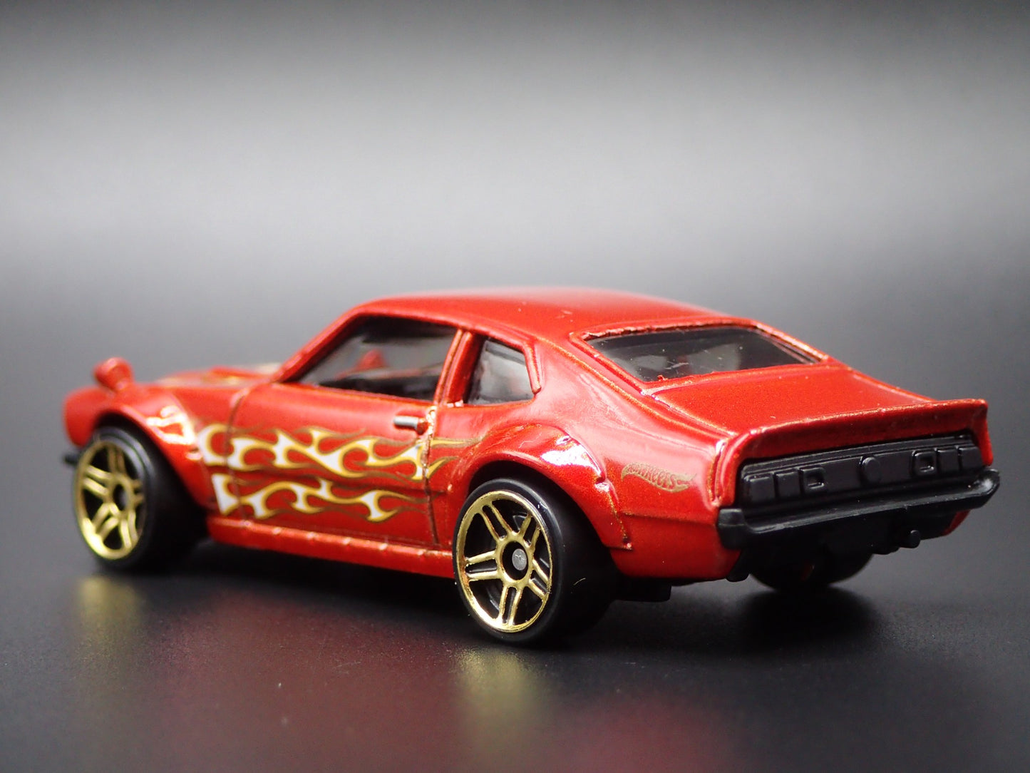 1972 72 FORD MAVERICK CUSTOM 1:64 SCALE COLLECTIBLE DIORAMA DIECAST MODEL CAR