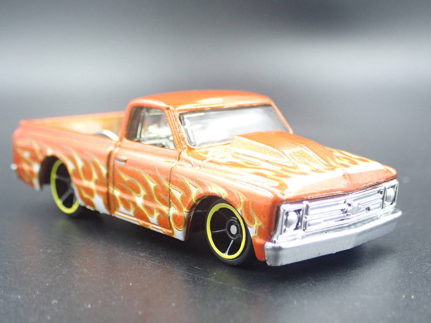 1967 67 CHEVY CHEVROLET C10 SHORT BED PICKUP TRUCK 1:64 SCALE DIECAST MODEL CAR