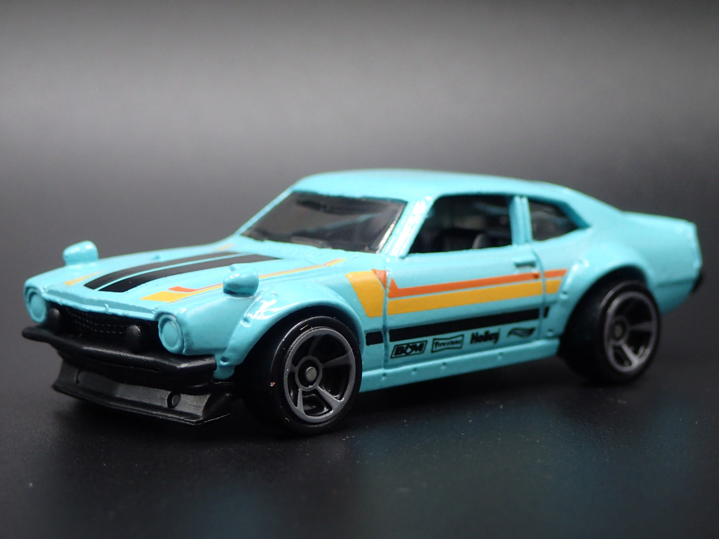 1972 72 FORD MAVERICK CUSTOM 1:64 SCALE COLLECTIBLE DIORAMA DIECAST MODEL CAR