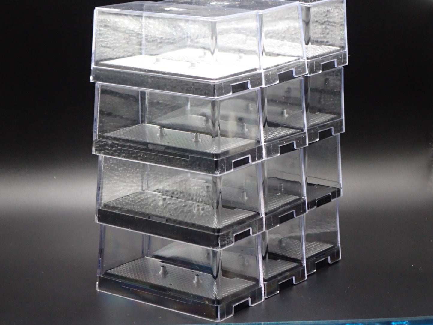 LOT OF 50 1/64 PLASTIC DISPLAY CASES DIECAST MODEL CAR DISPLAYS
