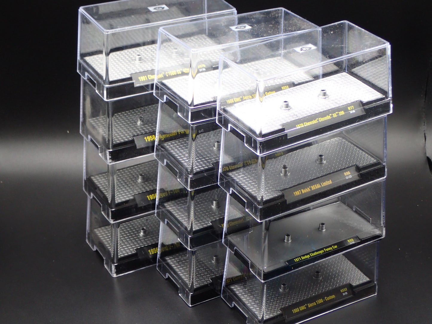 LOT OF 12 1/64 PLASTIC DISPLAY CASES DIECAST MODEL CAR DISPLAYS