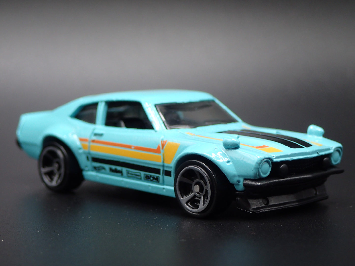 1972 72 FORD MAVERICK CUSTOM 1:64 SCALE COLLECTIBLE DIORAMA DIECAST MODEL CAR