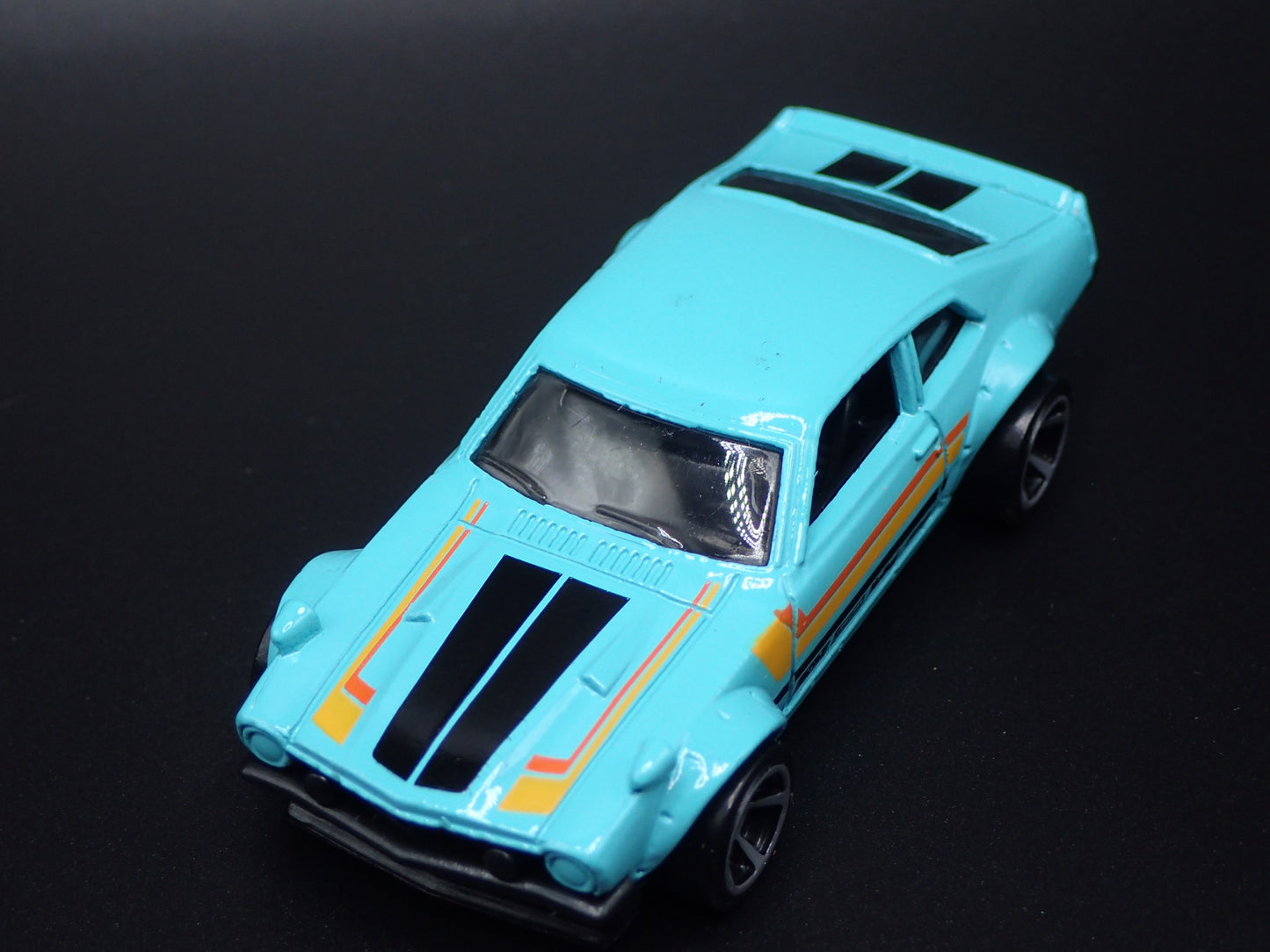 1972 72 FORD MAVERICK CUSTOM 1:64 SCALE COLLECTIBLE DIORAMA DIECAST MODEL CAR