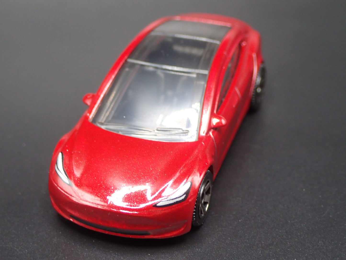 2017-2025 TESLA MODEL 3 RED 1:64 SCALE COLLECTIBLE DIORAMA DIECAST MODEL CAR