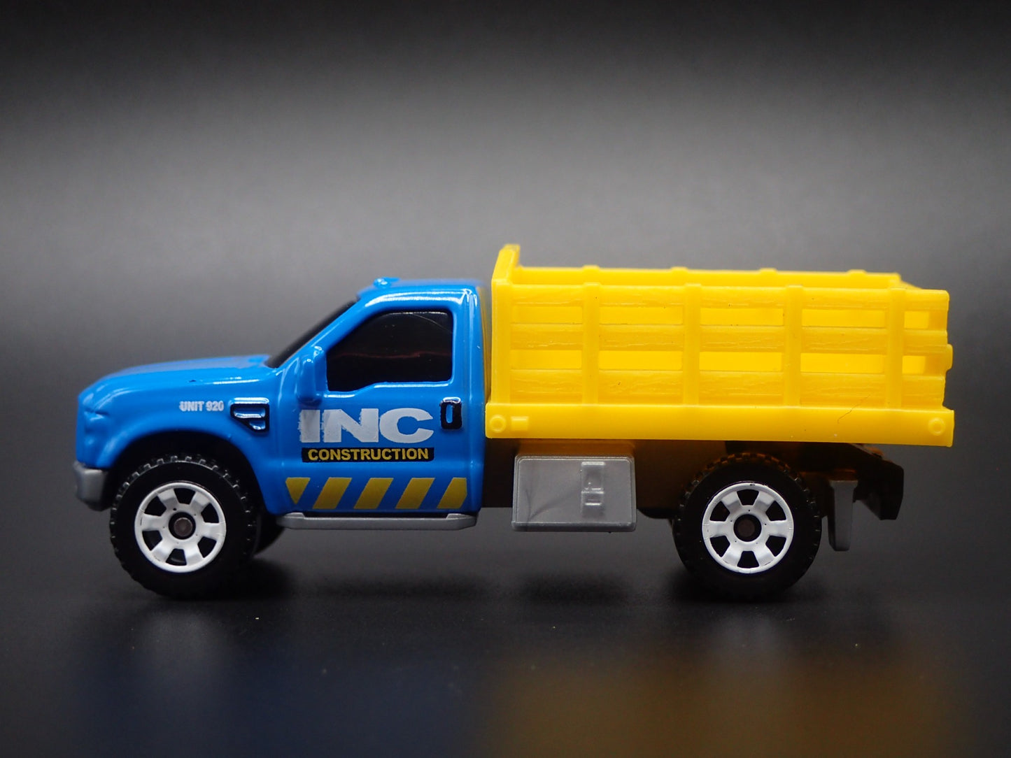 2017-2022 FORD F350 STAKE BED PICKUP TRUCK BLUE 1:64 MB SCALE DIECAST MODEL CAR