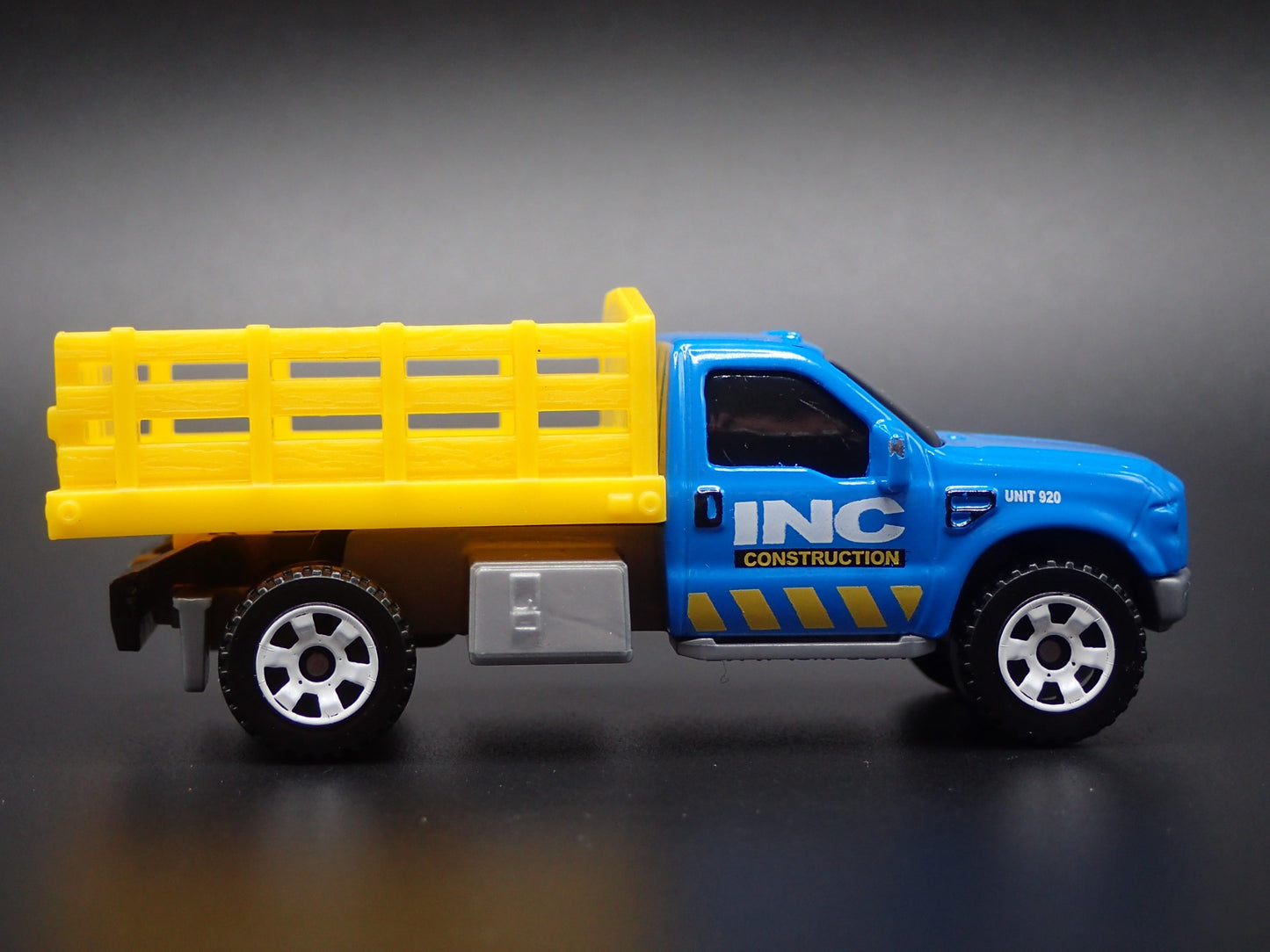 2017-2022 FORD F350 STAKE BED PICKUP TRUCK BLUE 1:64 MB SCALE DIECAST MODEL CAR