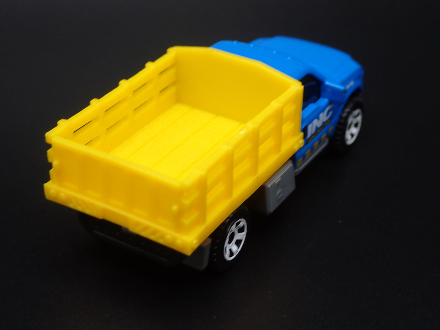 2017-2022 FORD F350 STAKE BED PICKUP TRUCK BLUE 1:64 MB SCALE DIECAST MODEL CAR