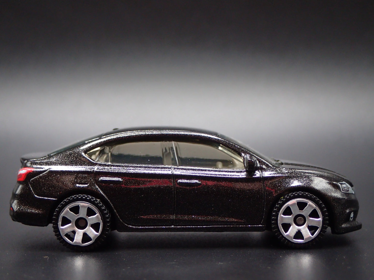 2013-2019 NISSAN SENTRA 4 DOOR 1:64 SCALE COLLECTIBLE DIORAMA DIECAST MODEL CAR