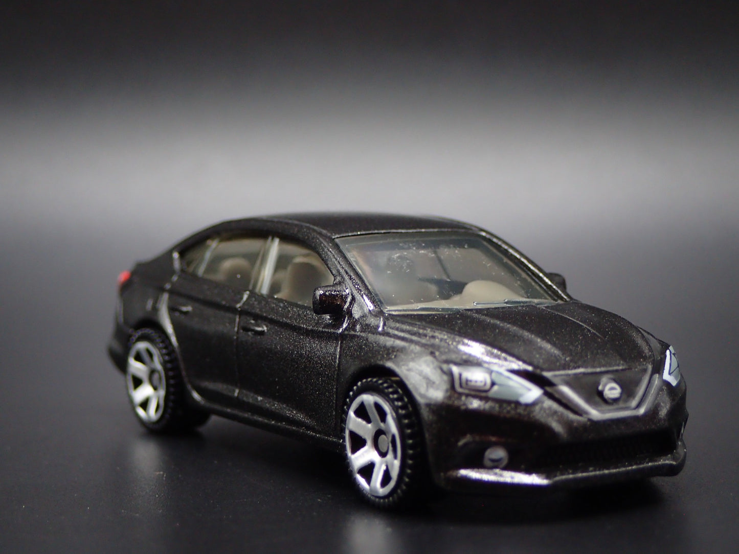 2013-2019 NISSAN SENTRA 4 DOOR 1:64 SCALE COLLECTIBLE DIORAMA DIECAST MODEL CAR
