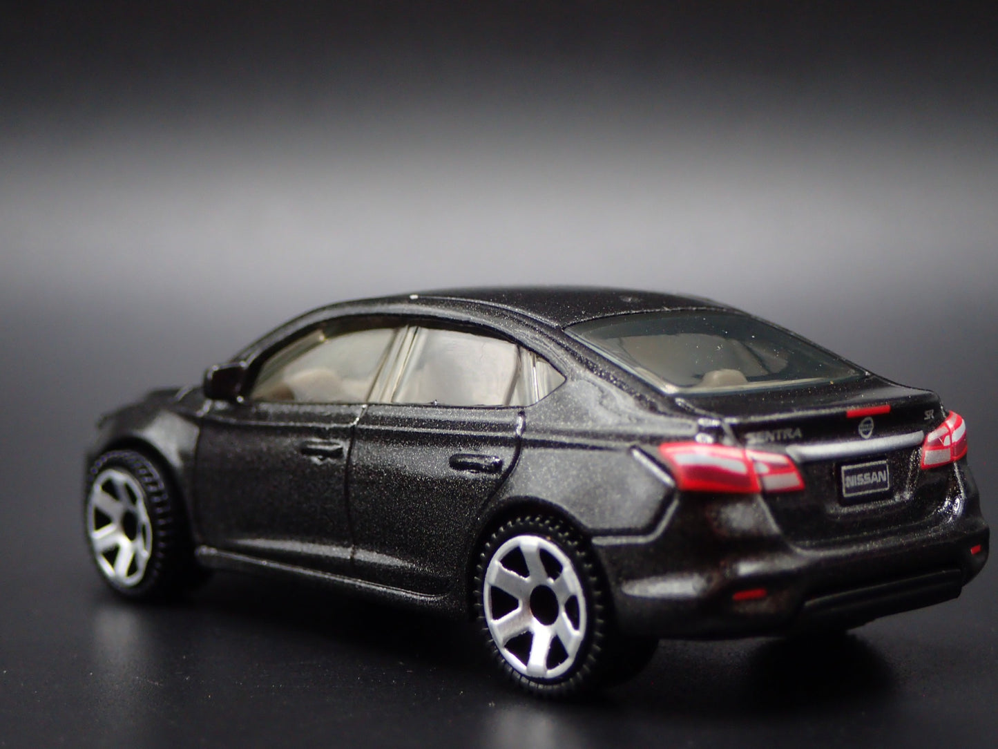 2013-2019 NISSAN SENTRA 4 DOOR 1:64 SCALE COLLECTIBLE DIORAMA DIECAST MODEL CAR