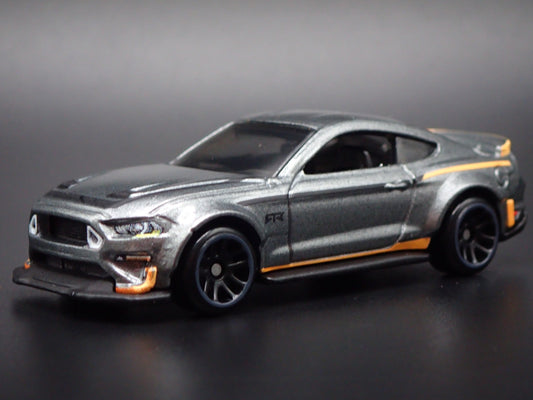 2015-2023 FORD MUSTANG RTR SPEC 5 DRIFT CAR 1/64 SCALE DIORAMA DIECAST MODEL CAR