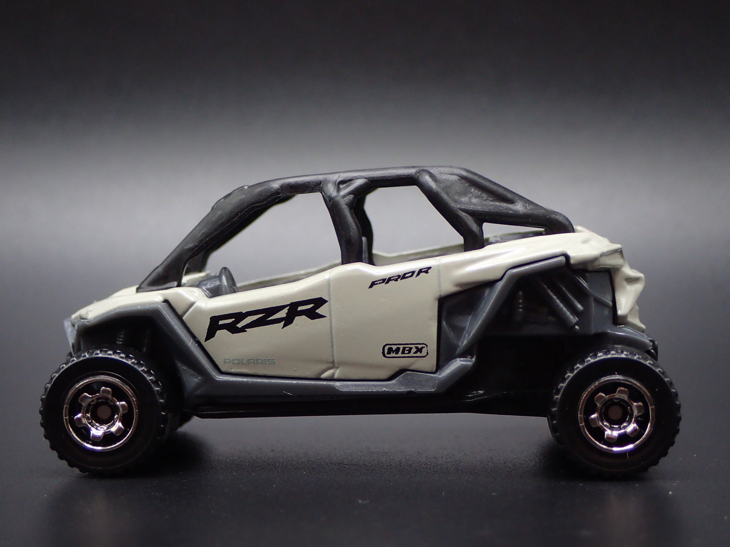 2025 25 POLARIS RZR RAZOR PRO R 4 SPORT OFF ROAD 1/64 MB SCALE DIECAST MODEL CAR