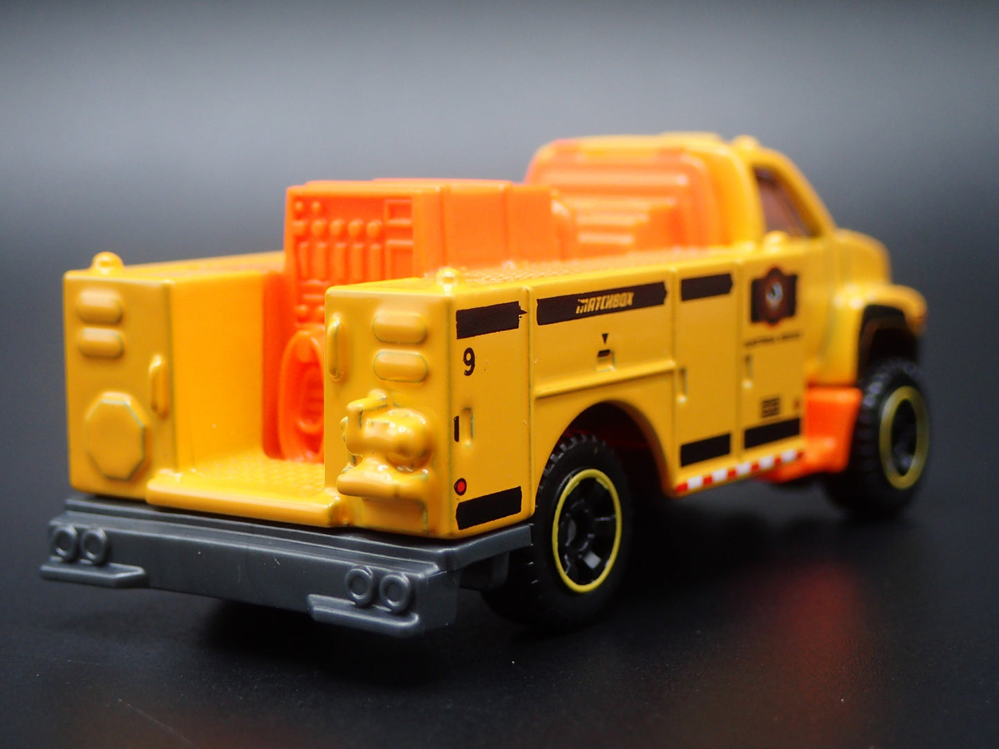 GMC 3500 UTILITY TRUCK ELECTRIC SERVICES CONST 1:64 MB SCALE DIECAST MODEL CAR
