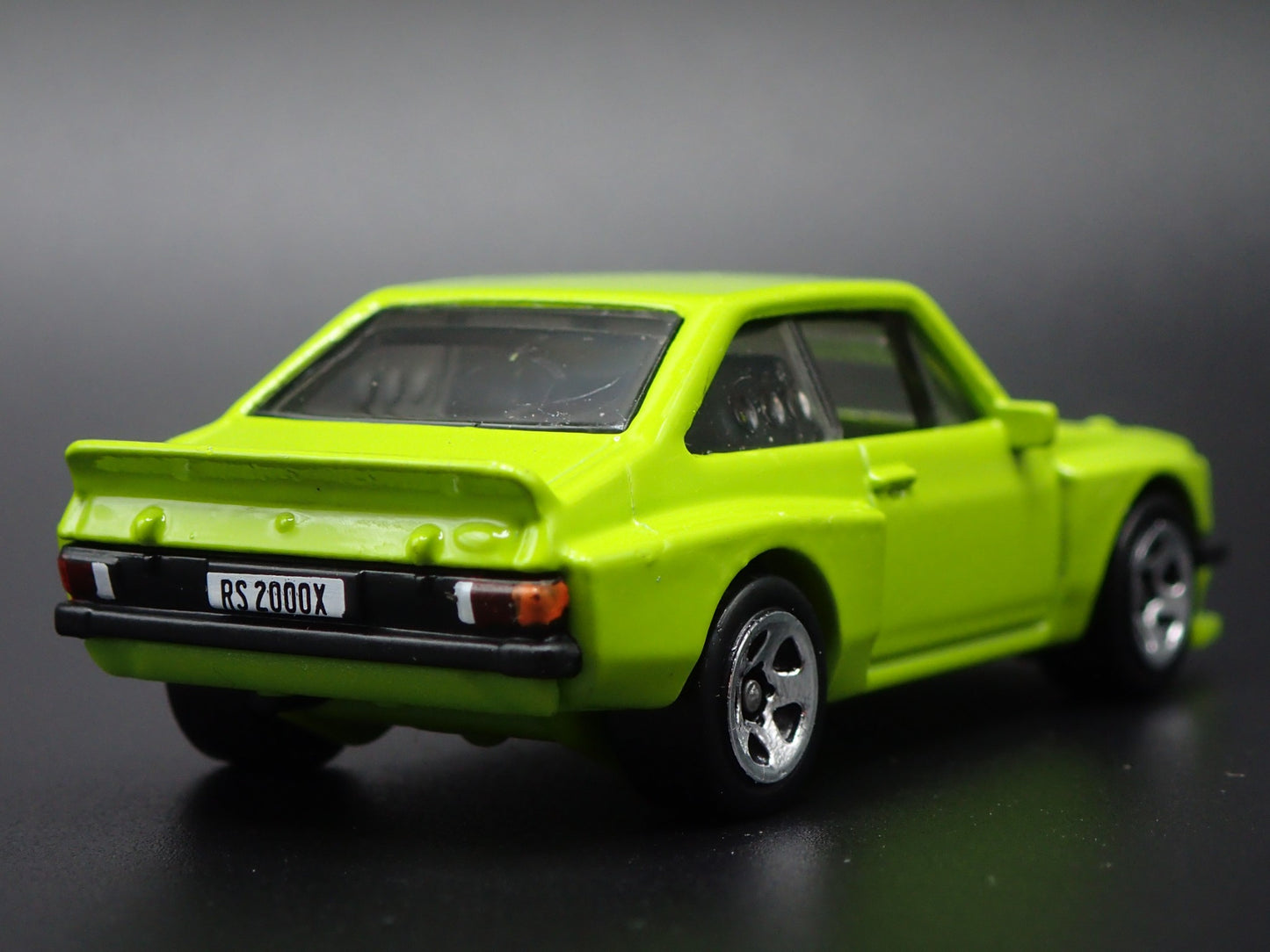 FORD ESCORT RS2000 GREEN RARE 1:64 SCALE COLLECTIBLE DIORAMA DIECAST MODEL CAR