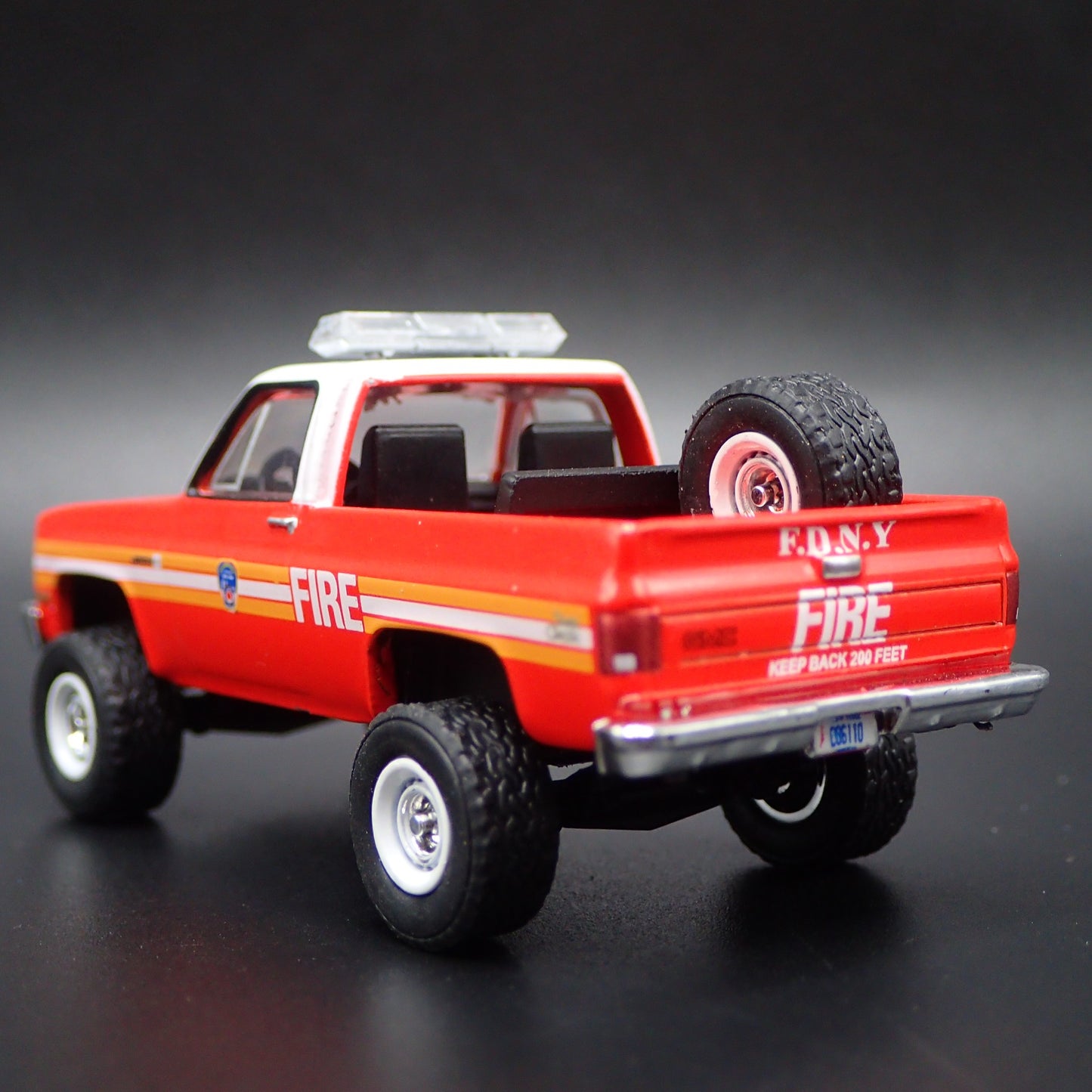 1987 87 GMC JIMMY SQUAREBODY NYFD RED 1:64 SCALE COLLECTIBLE DIECAST MODEL CAR