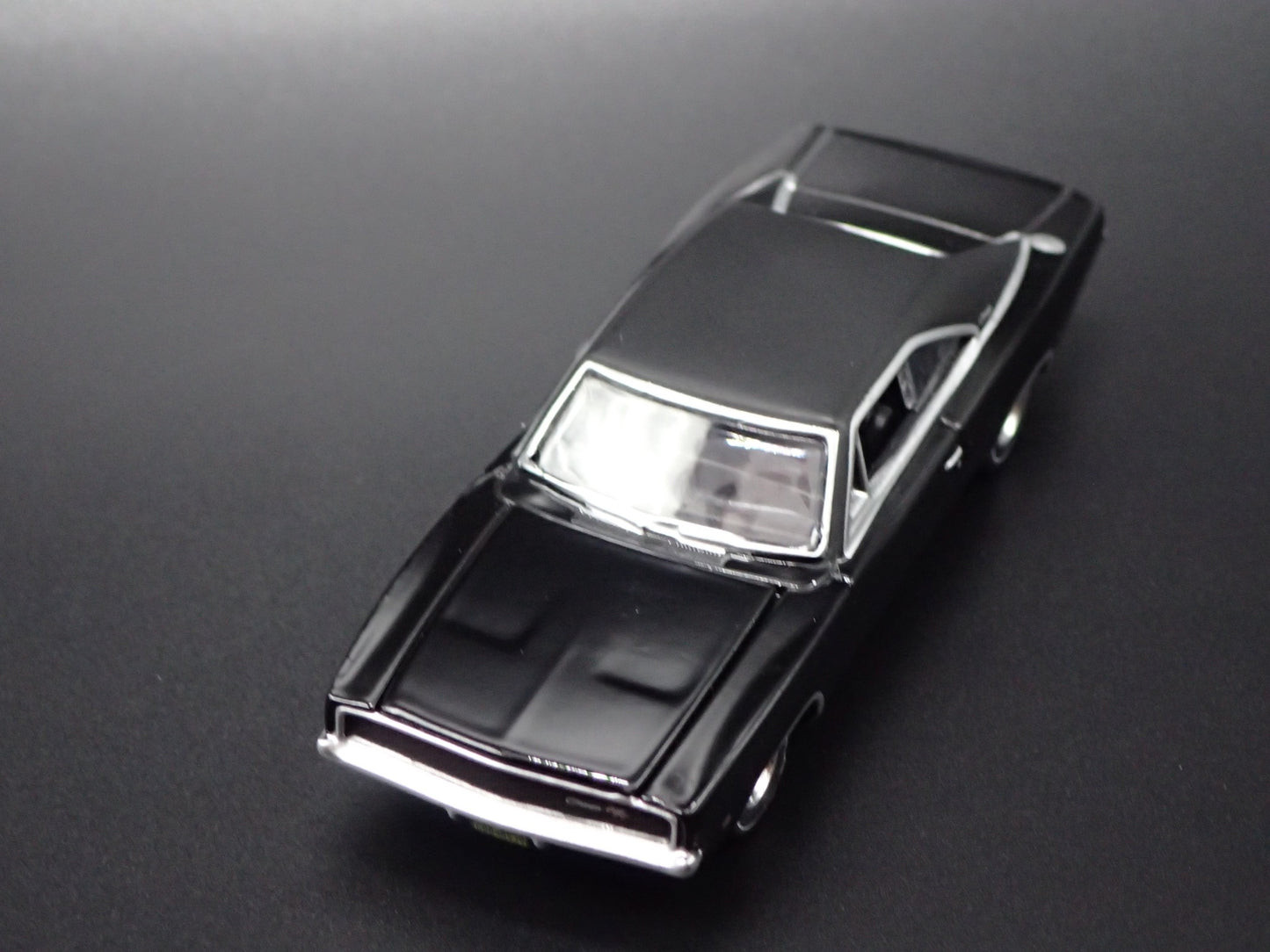 1968 68 DODGE CHARGER R/T BULLITT MOVIE 1:64 SCALE DIORAMA DIECAST MODEL CAR