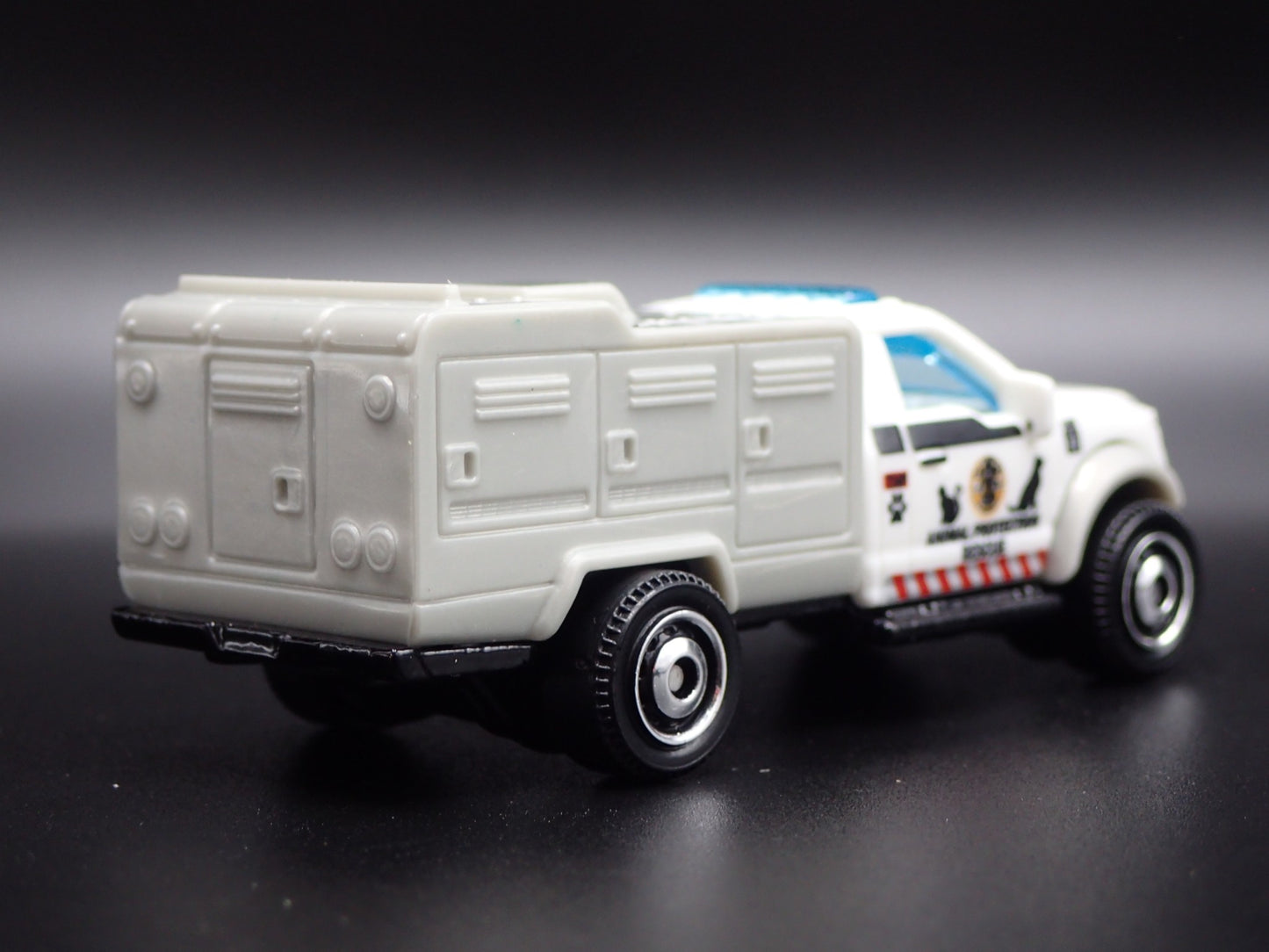 2009-2014 FORD PICKUP TRUCK ANIMAL CONTROL WHITE 1/64 MB SCALE DIECAST MODEL CAR