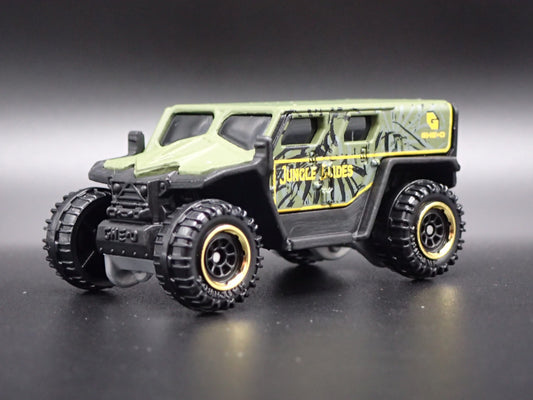 GHE-O RESCUE OFFROAD SUV JUNGLE GUIDES 1/64 MB SCALE DIORAMA DIECAST MODEL CAR
