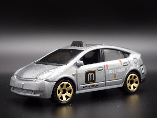 2003-2008 TOYOTA PRIUS RIDESHARE TAXI 1/64 SCALE COLLECTIBLE DIECAST MODEL CAR