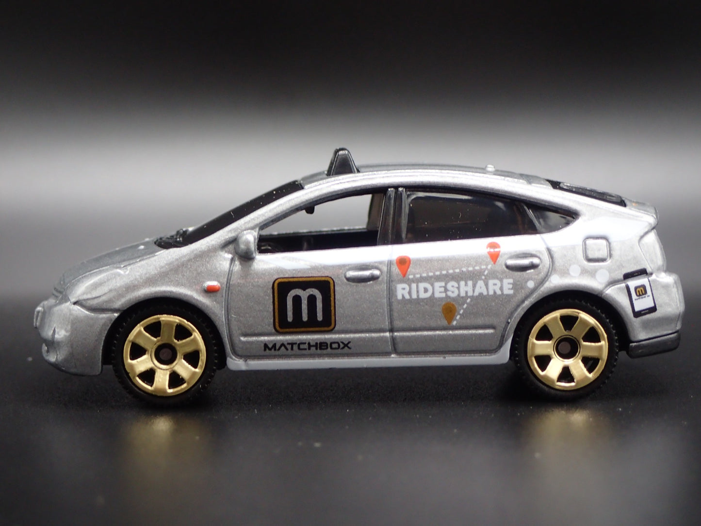 2003-2008 TOYOTA PRIUS RIDESHARE TAXI 1/64 SCALE COLLECTIBLE DIECAST MODEL CAR