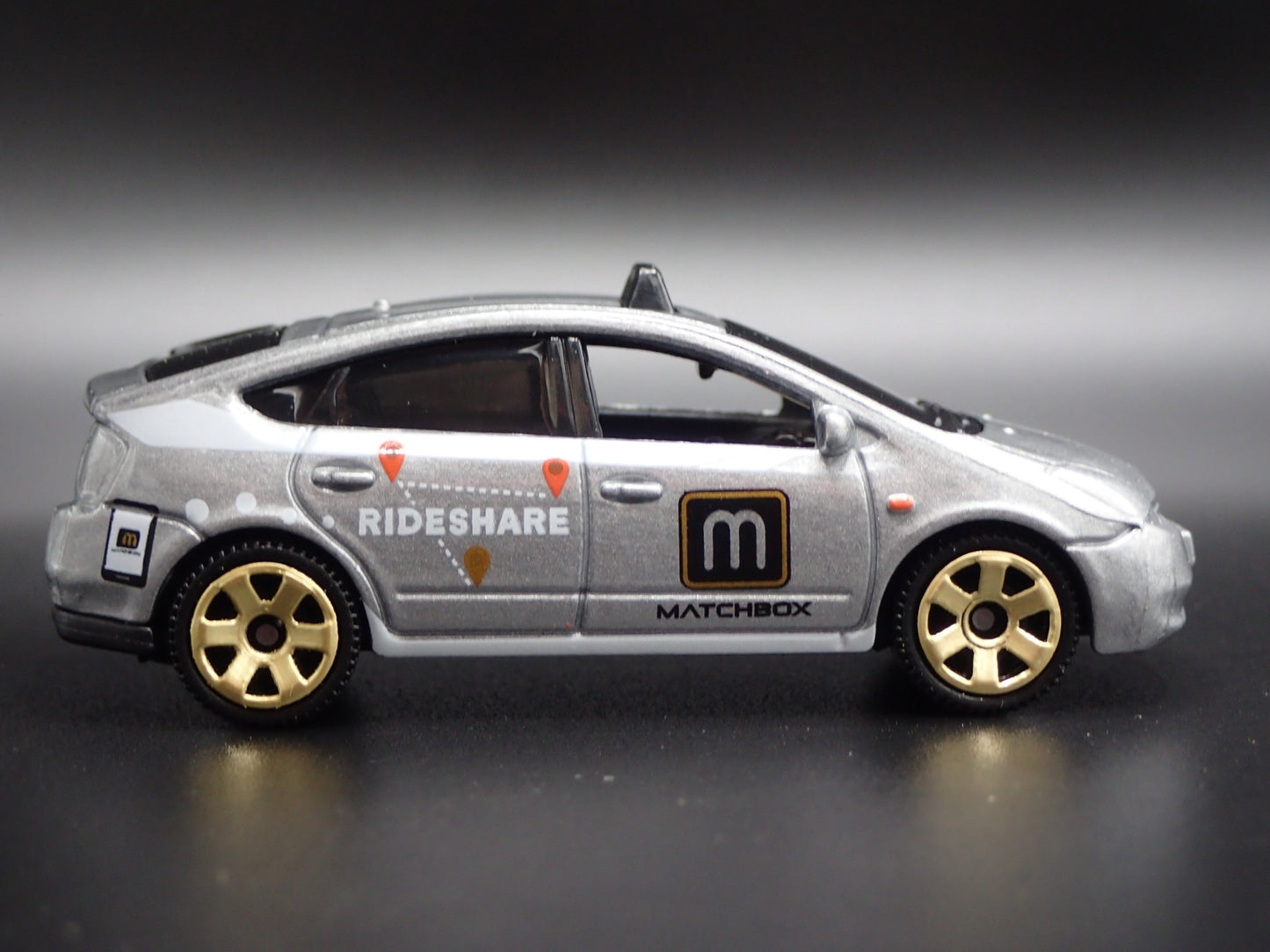 2003-2008 TOYOTA PRIUS RIDESHARE TAXI 1/64 SCALE COLLECTIBLE DIECAST MODEL CAR